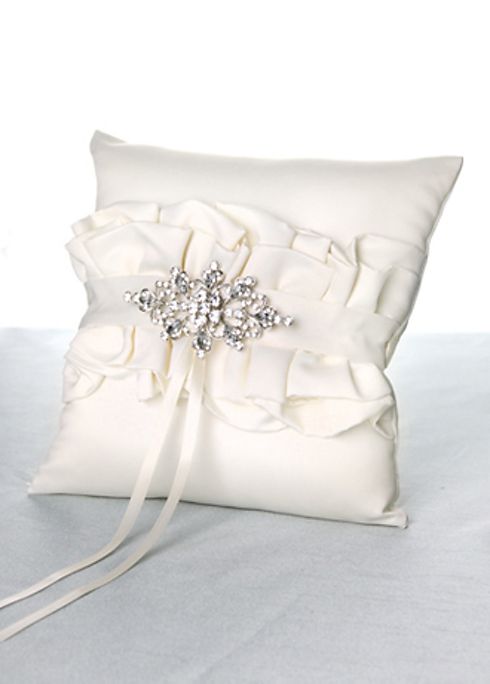 Isabella Ring Pillow Image