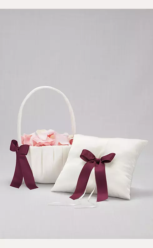 DB Exclusive Single Ribbon Pillow and Basket Image 1