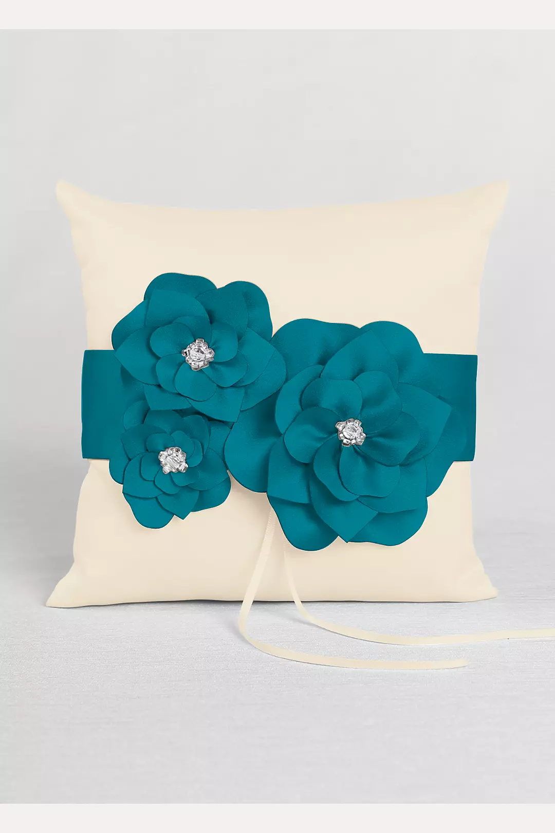 DB Exclusive Floral Desire Ring Pillow Image