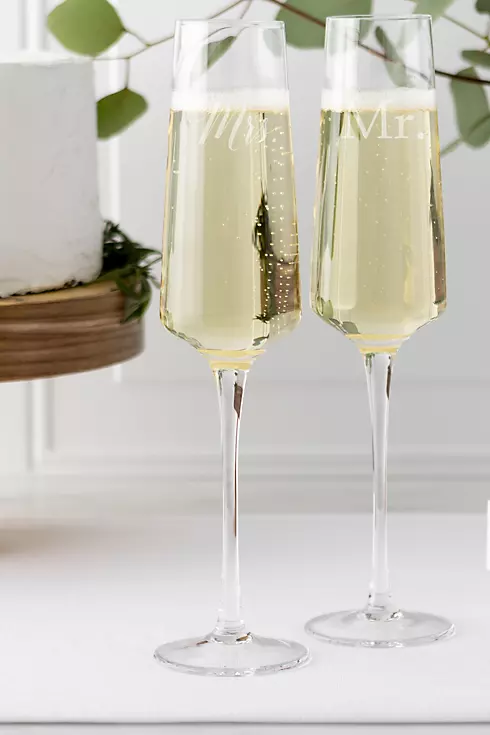 Couples Wedding 9.5 oz Champagne Estate Glasses Image 13