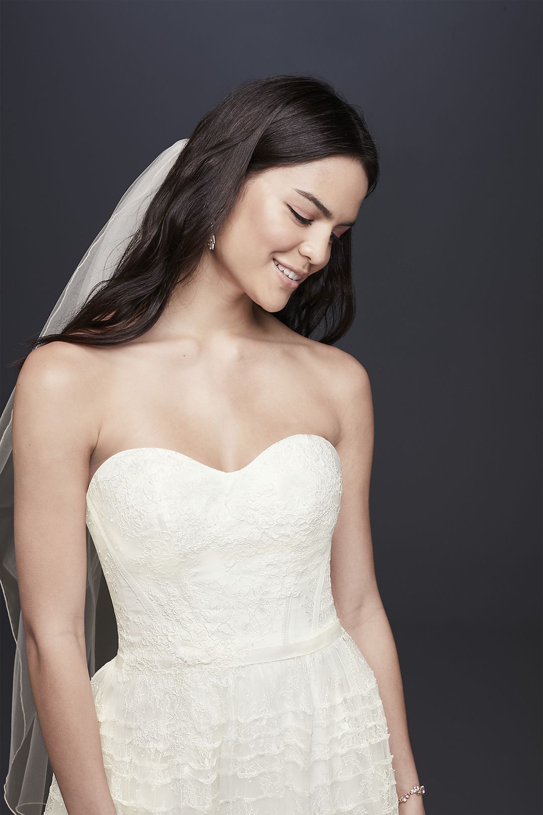 As-Is Short Lace Wedding Dress Image 4
