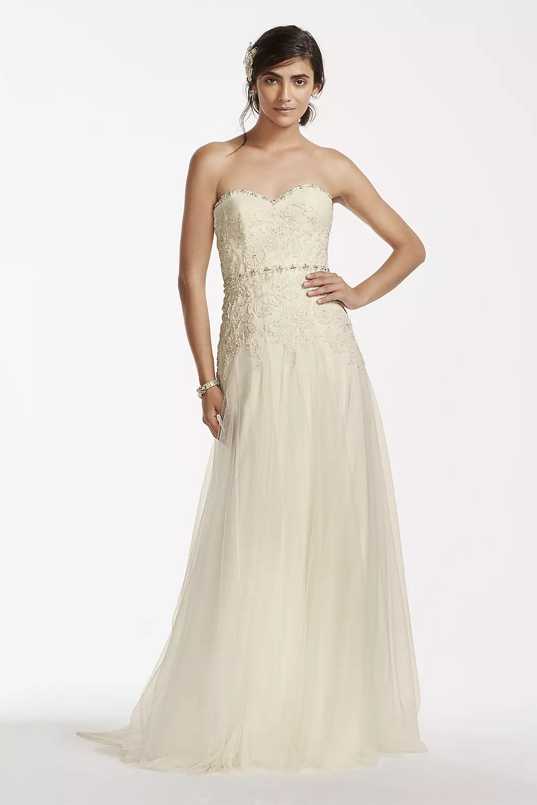 As-Is Strapless Tulle Sheath Wedding Dress Image