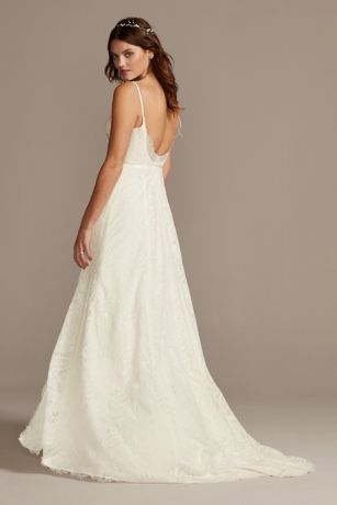 wedding dresses for destination weddings