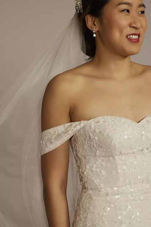 Detachable Sleeve Lace Mermaid Wedding Dress Image 5