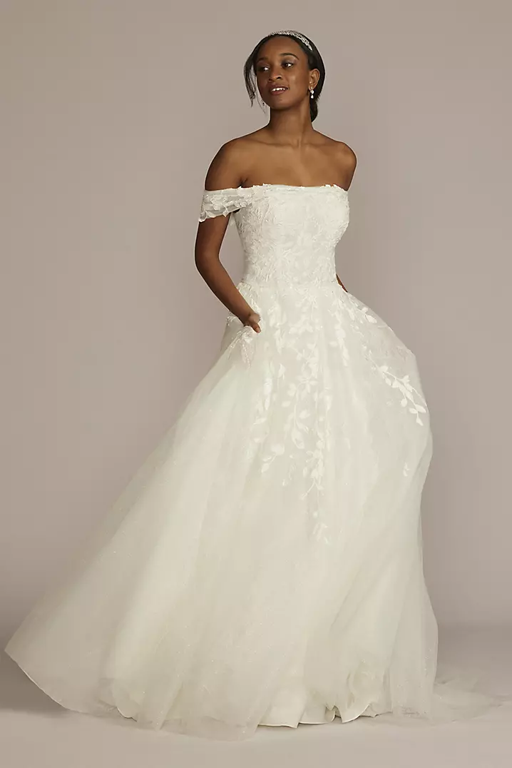 Tulle A Line Appliques Ivory Off The Shoulder Wedding Dress Tulle A Line Appliques Ivory Off The Shoulder Wedding Dress