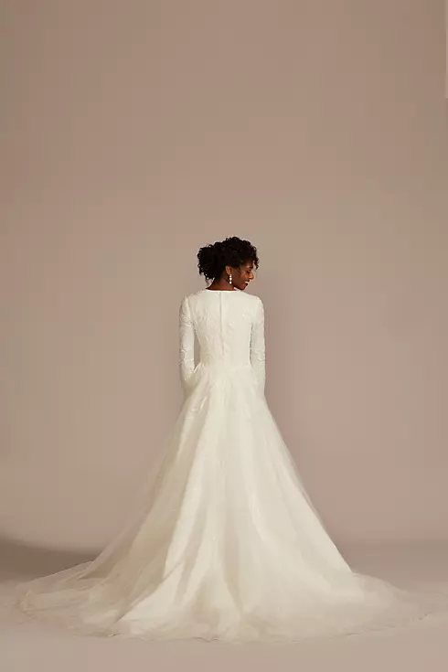 Lace Applique Tulle A-Line Modest Wedding Dress Image 2