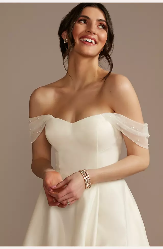 Faux Pearl Tulle Detachable Swag Sleeves Image