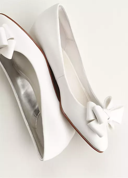 Caparros Ballet Flat with 3D Bow Detail Image 4