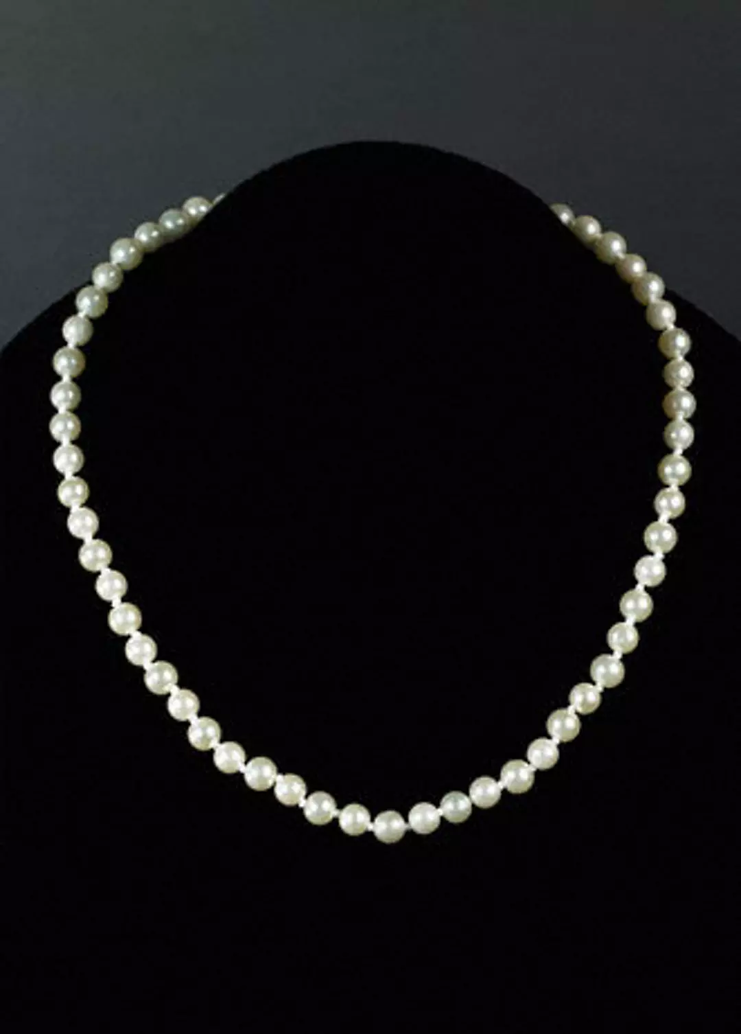 Classic Pearl Hand-Knotted Necklace Image 2