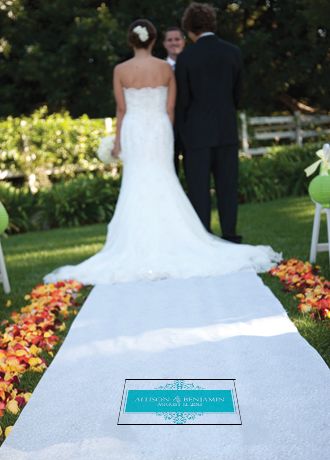 DB Exclusive Personalized Frame Aisle Runner Image