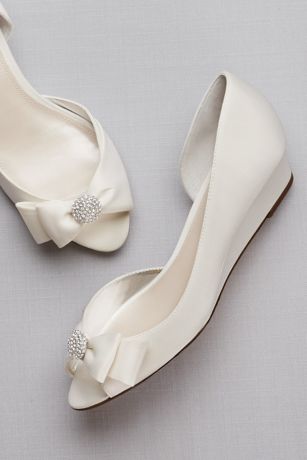 ivory peep toe shoes