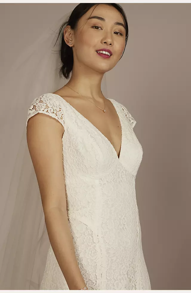 Recycled Lace Cap Sleeve V-Neck Wedding Dress Image 3