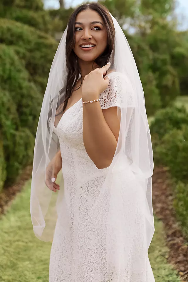 Recycled Lace Cap Sleeve V-Neck Wedding Dress Image 4