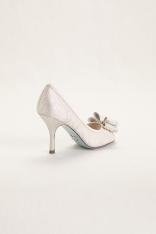 blue by betsey johnson women's bryn bow pump