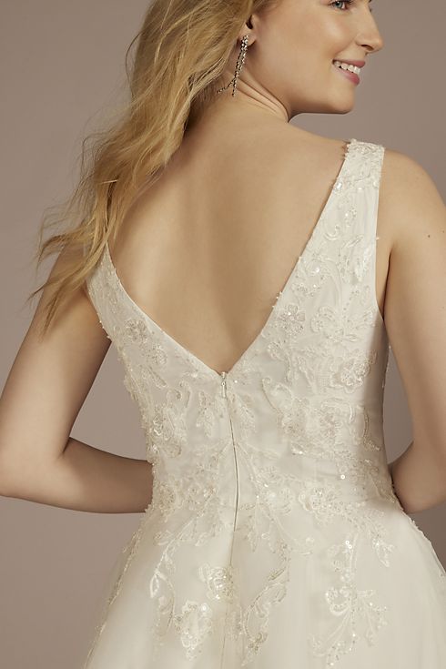 Tea-Length Plunging Neckline Lace Wedding Dress Image 4