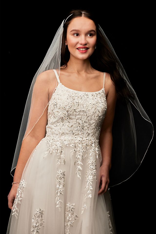 Scoop Back Lace Applique Tulle Wedding Dress Image 5