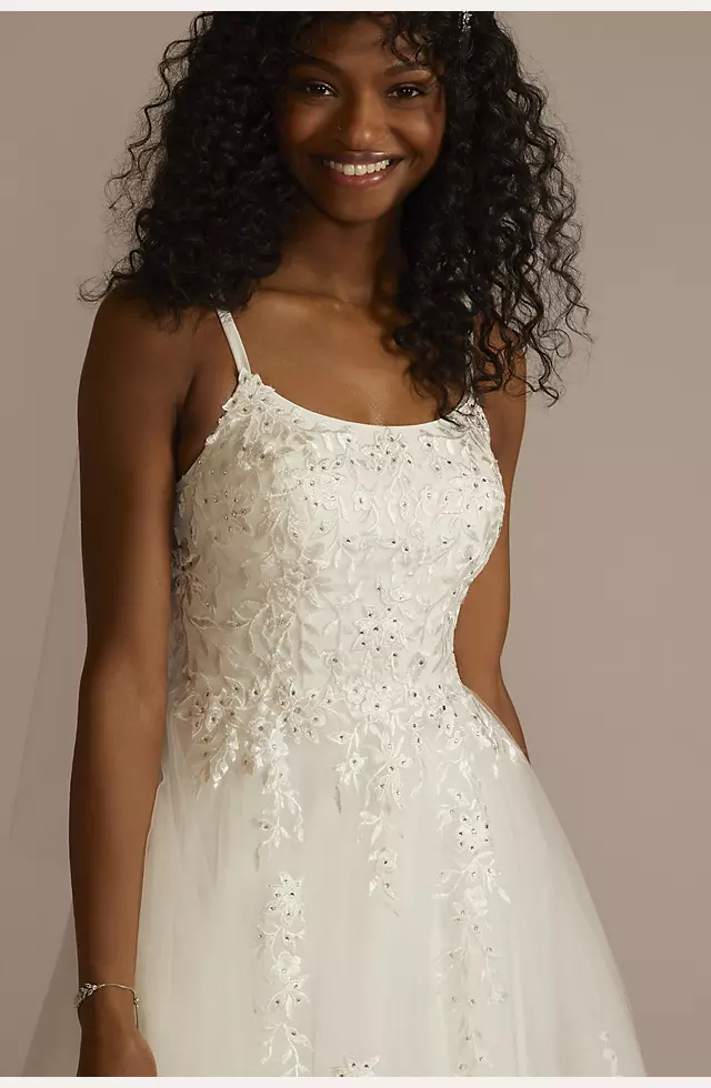 Scoop Back Lace Applique Tulle Wedding Dress Image 3