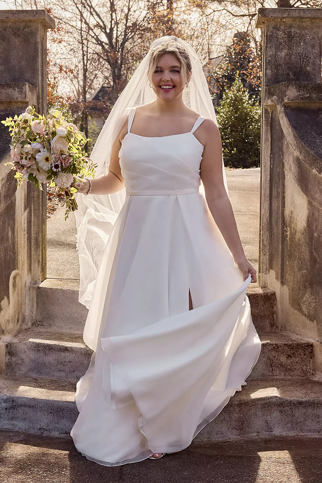 Organza Scoop Neck A-Line Wedding Dress | David's Bridal Organza Scoop Neck A-Line Wedding Dress | David's Bridal