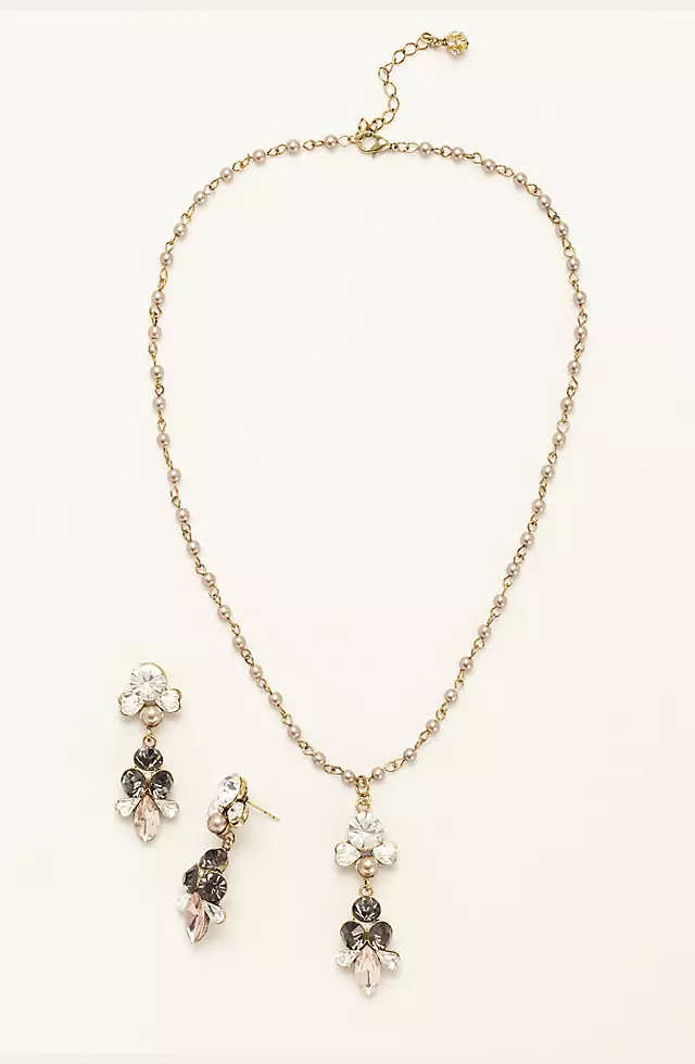 Pearl and Chain Link Crystal Embellished Set Image 3
