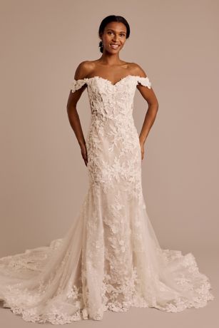Lace Off-the-Shoulder Sweetheart Wedding Dress Image