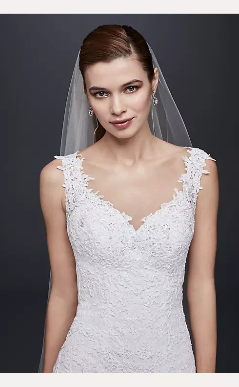 As-Is Petite Venice Scalloped Lace Wedding Dress Image 3