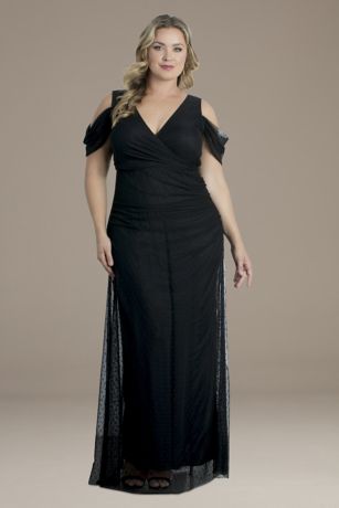 Picture of Plus Size Mesh Gown with Draped Sleeves