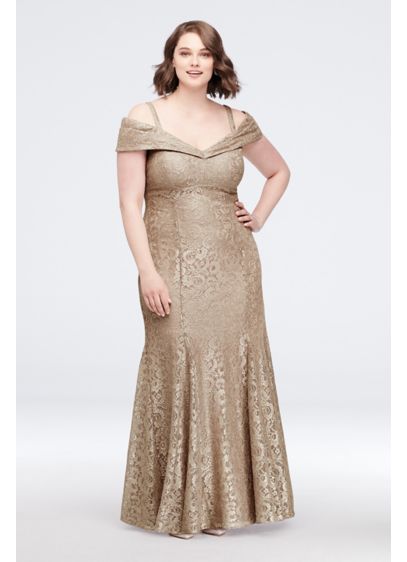 Women S Plus Size Dresses For All Occasions David S Bridal