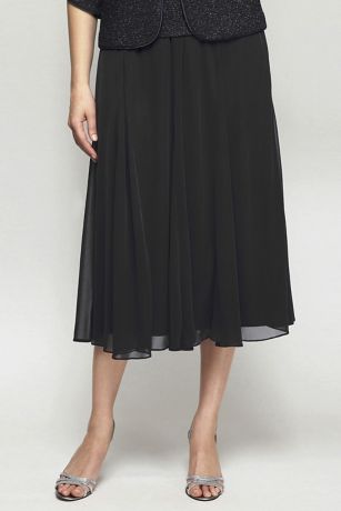 tea length black skirt