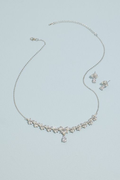 Galina Signature Pear-Cut Pendant Crystal Leaf and Pearl Set