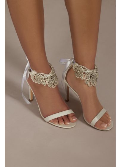 Draping Rhinestone and Pearl Shoe Jewelry - Trend alert: Shoe-elry! Top a pair of shoes