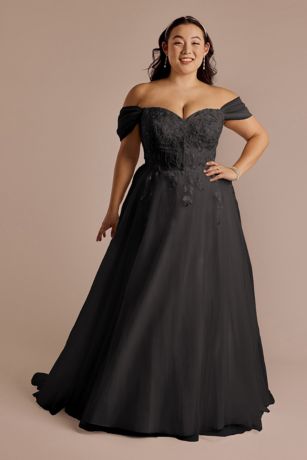 Picture of Applique Ball Gown Off-the-Shoulder Wedding Dress