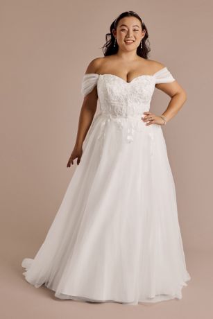 Picture of Applique Ball Gown Off-the-Shoulder Wedding Dress
