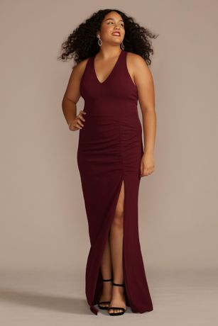 City Triangles Ruched Crepe Halter Neck Sheath Dress With Slit in Wine Size: 18 David's Bridal