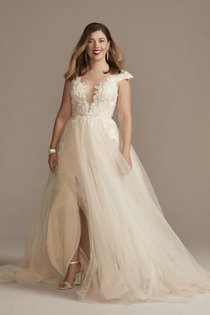 Galina Signature Illusion Plunge Lace Appliqued Wedding Dress in Solid White/Cocoa Size: 4P David's Bridal