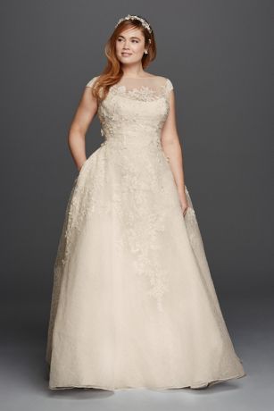 plus size wedding dress with pockets