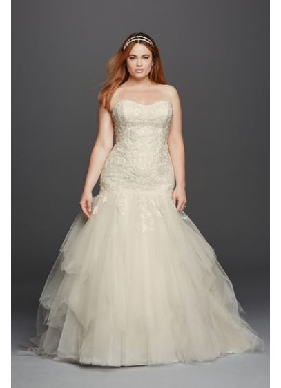 Strapless Sweetheart Tulle Plus Size Wedding Dress | David's Bridal