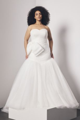 Picture of Pleated Tulle Sweetheart Mermaid Gown