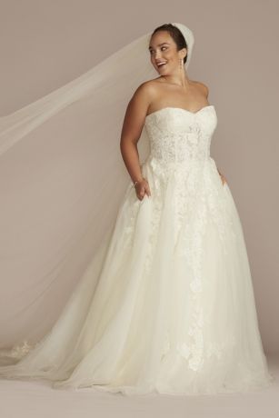 David's Bridal Collection Sheer Lace And Tulle Ball Gown Wedding Dress in Solid Ivory Size: 22W David's Bridal