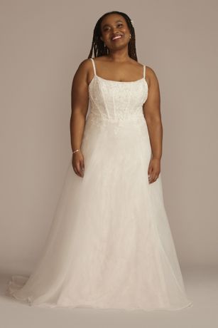 Picture of Scoop Back Boned Bodice Lace Wedding Dress