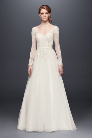 Long Sleeve Wedding Dress With Low Back 