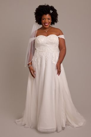 Picture of Off-the-Shoulder Appliqued Wedding Dress