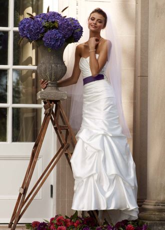 Picture of As-Is Sweetheart Charmeuse Gown with Pick-Up Skirt