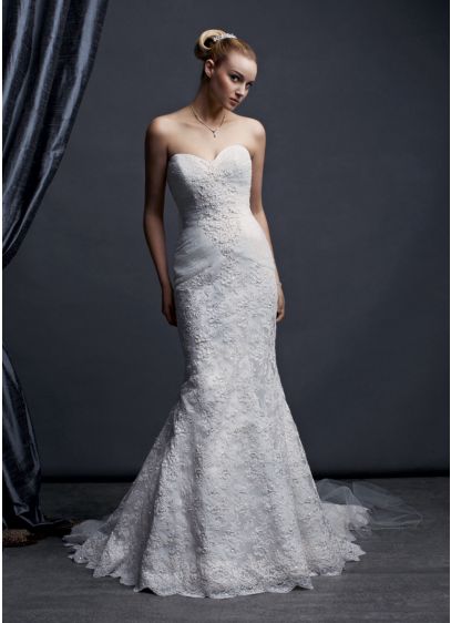 Sweetheart Beaded Lace Trumpet Gown | David's Bridal