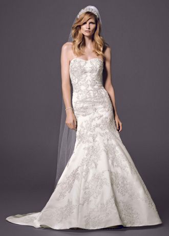 strapless trumpet wedding dress