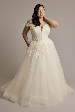 Picture of Lace and Tulle Ball Gown Wedding Dress