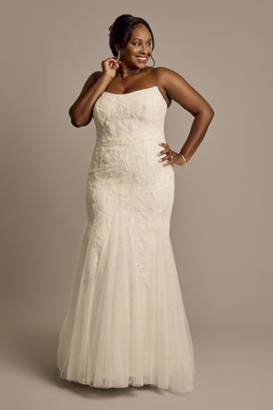 Picture of Cat-Eye Strapless Mermaid Wedding Dress