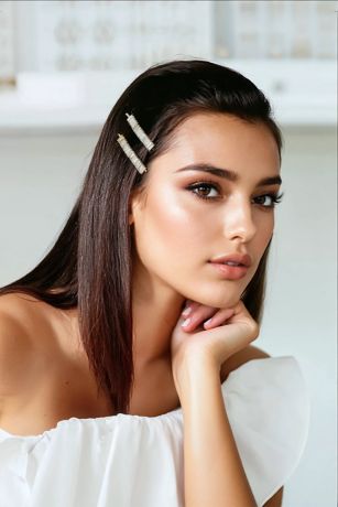 Picture of Alissa Baguette Crystal Bobby Pins