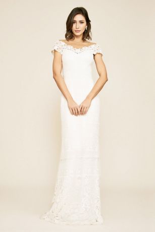 lace sheath wedding dress with cap sleeves