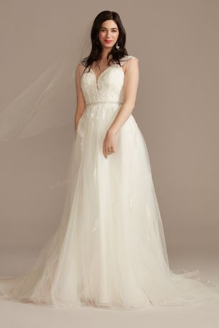 Picture of Plunging Open Back Tulle Wedding Dress