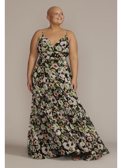 Plus Size V-Neck Floral Print Maxi Dress - Colorful blooms look refreshing on this plus size